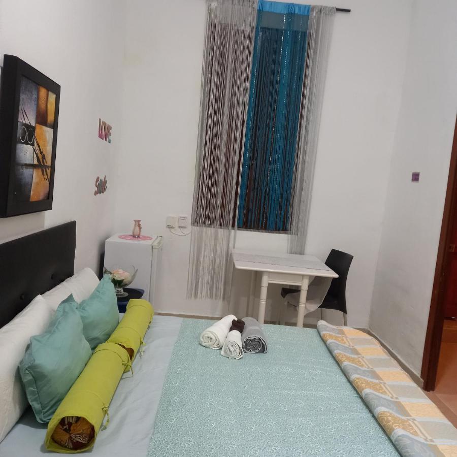 Emma Lovely Room With Private Bathroom アリカンテ エクステリア 写真