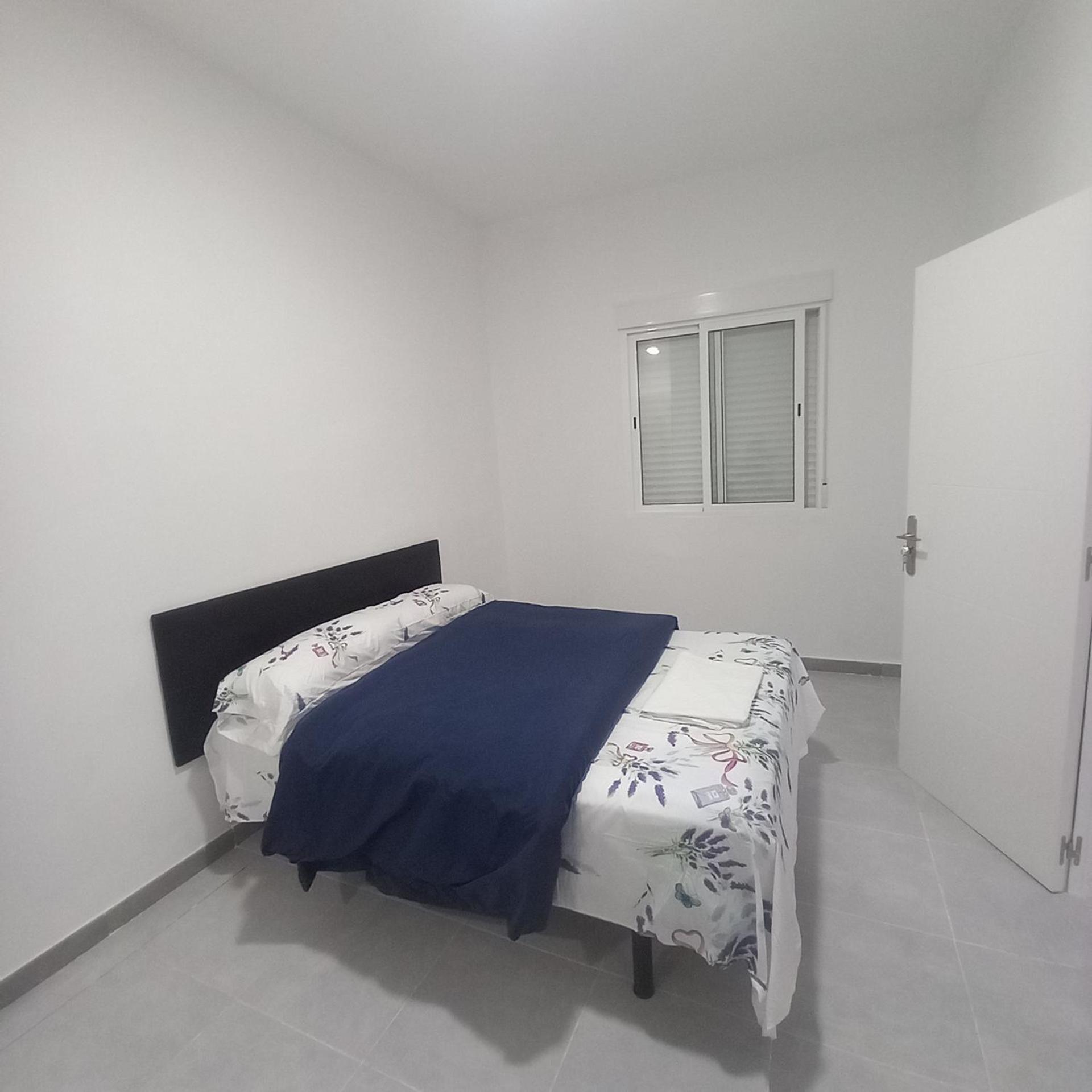 Emma Lovely Room With Private Bathroom アリカンテ エクステリア 写真
